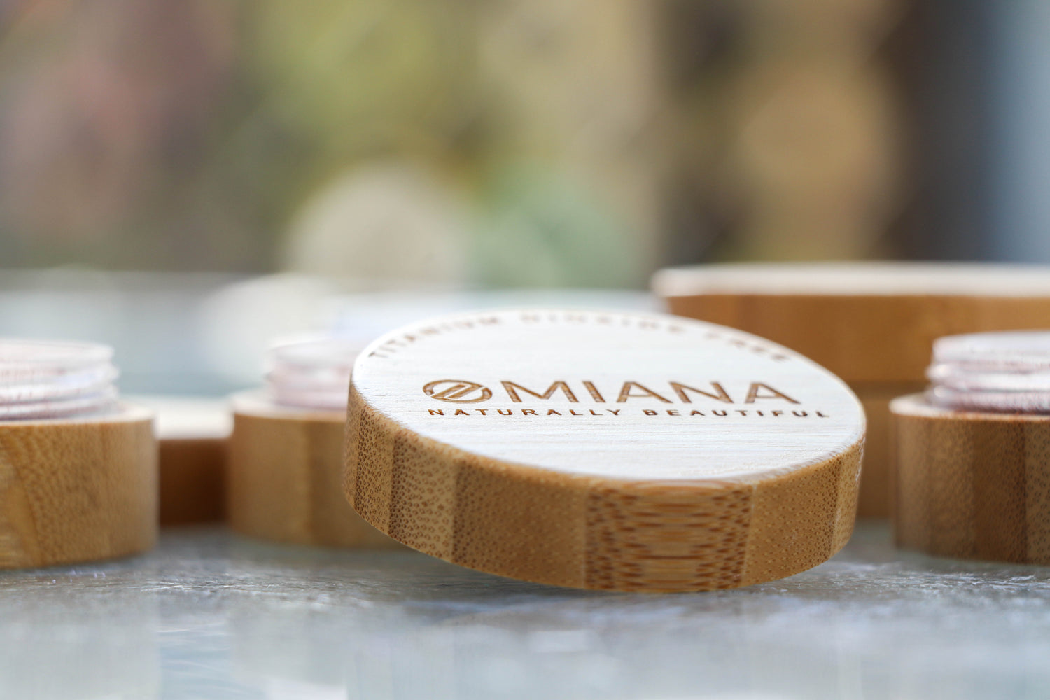 Omiana Naturally Beautiful Makeup