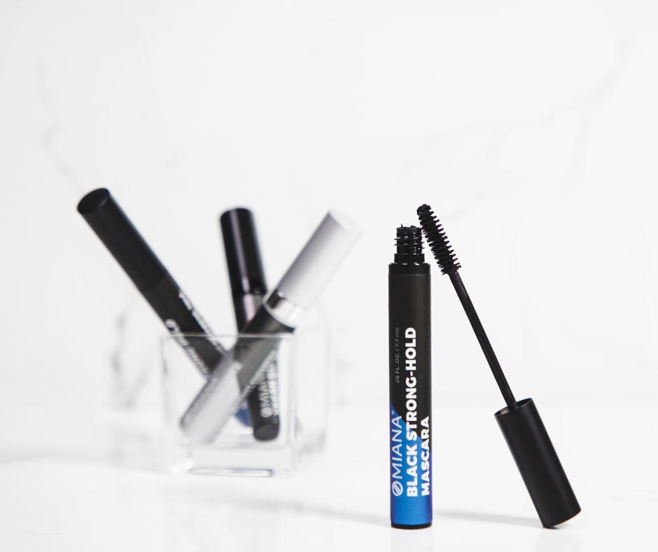 Natural and Non-Toxic-Rated Mascara | Omiana